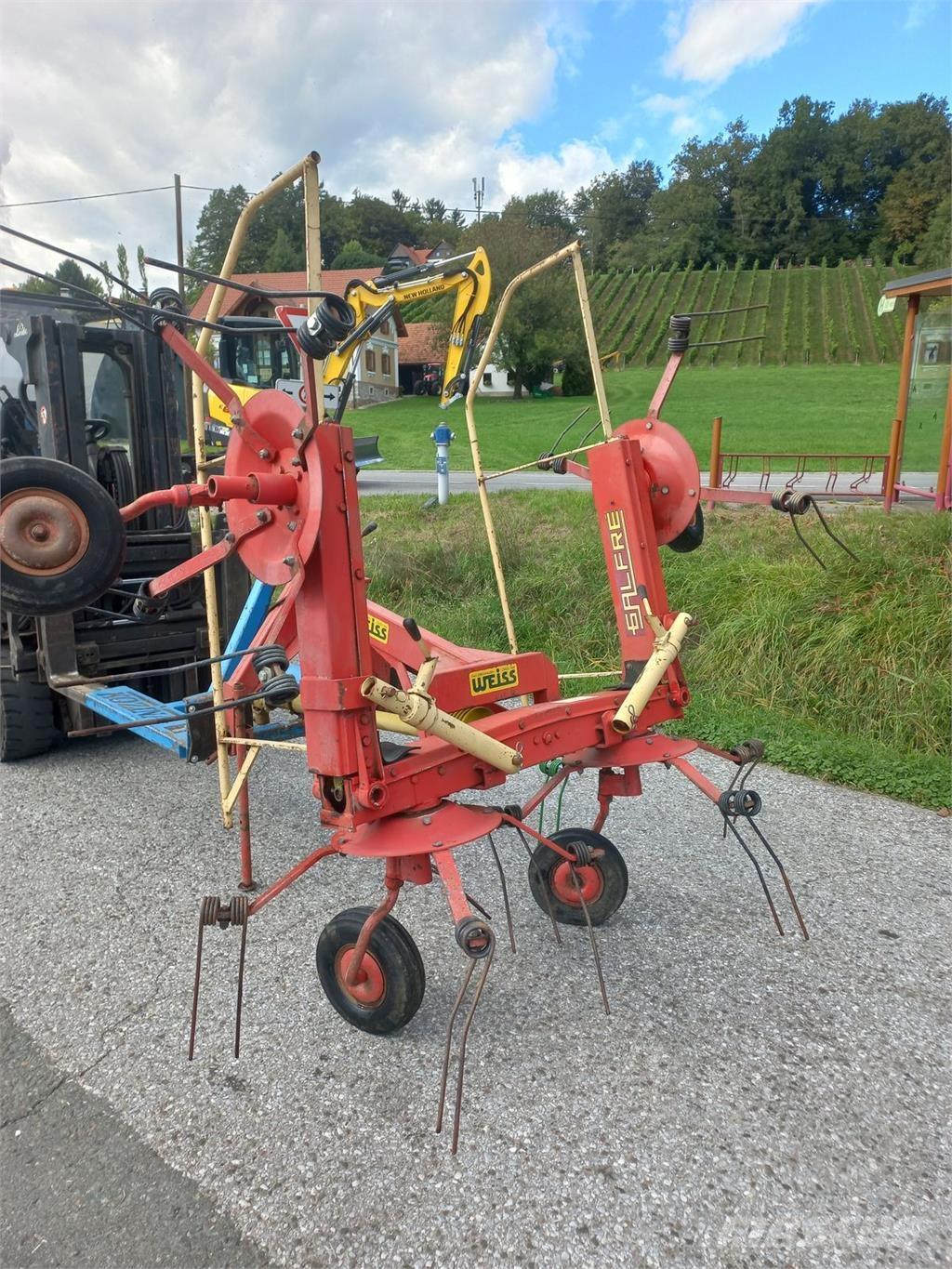 Galfre 450 Zgrabiarki i przetrząsacze