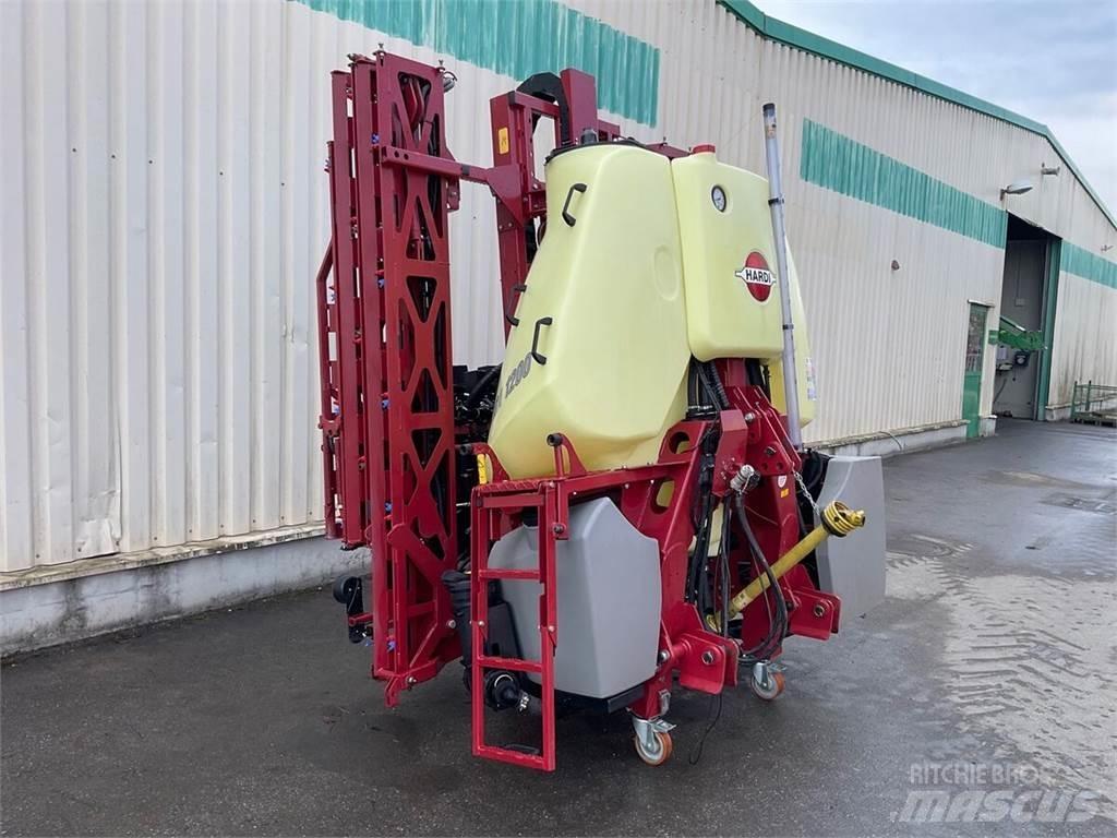 Hardi MEGA 1200 Opryskiwacze zaczepiane