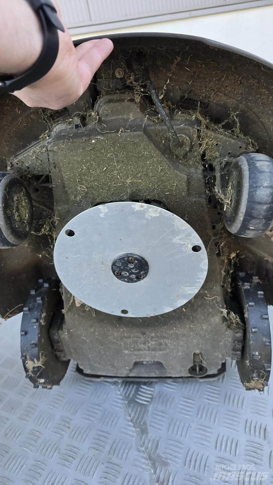 Husqvarna AM310 Komunalne - Inne