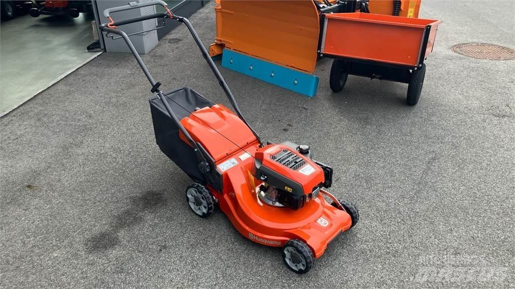 Husqvarna LC 247S Kosiarki ogrodowe