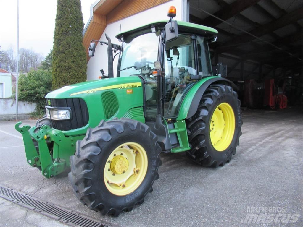 John Deere 5820 Ciągniki rolnicze