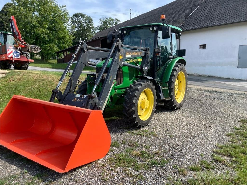 John Deere 5820 Ciągniki rolnicze