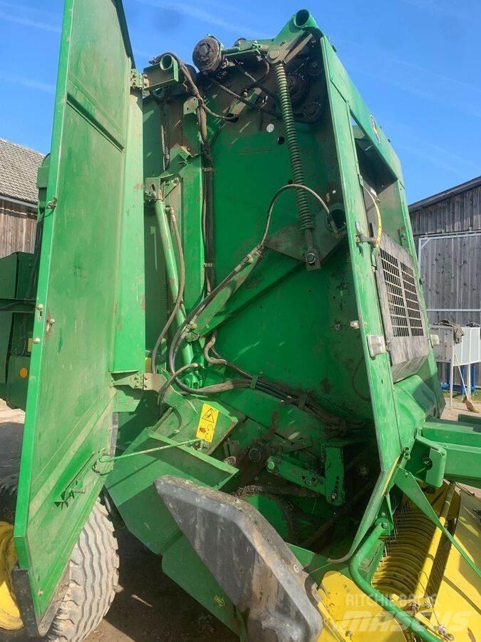 John Deere 592C Prasy zwijające