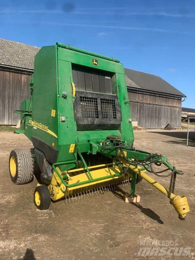 John Deere 592C Prasy zwijające