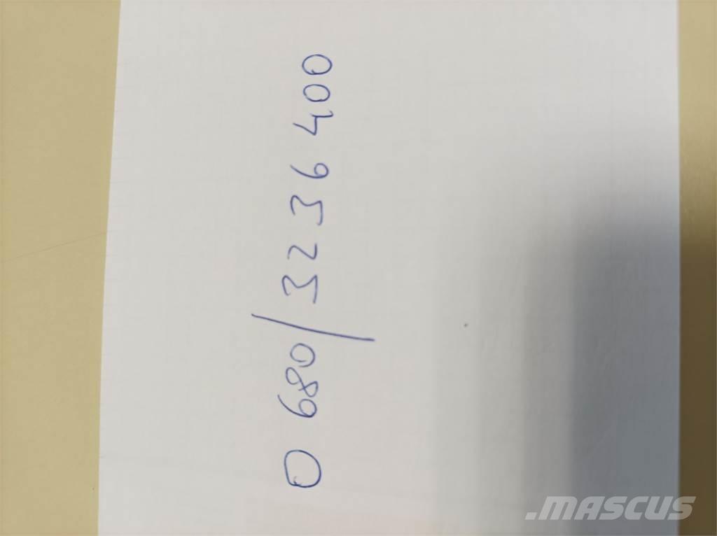 John Deere 6105R Ciągniki rolnicze