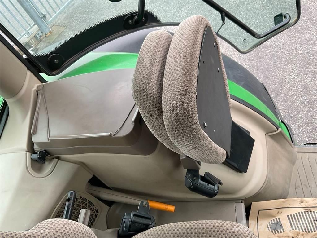John Deere 6210R Ciągniki rolnicze