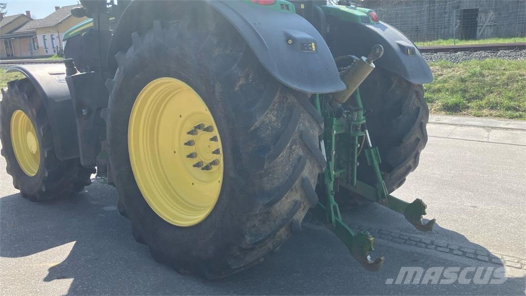 John Deere 6250R Ciągniki rolnicze