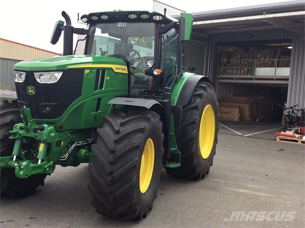 John Deere 6R215 Ciągniki rolnicze