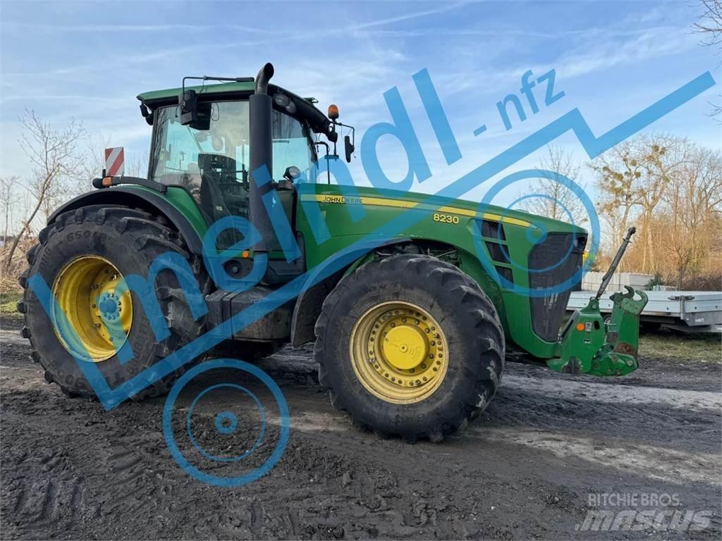 John Deere 8230 Ciągniki rolnicze