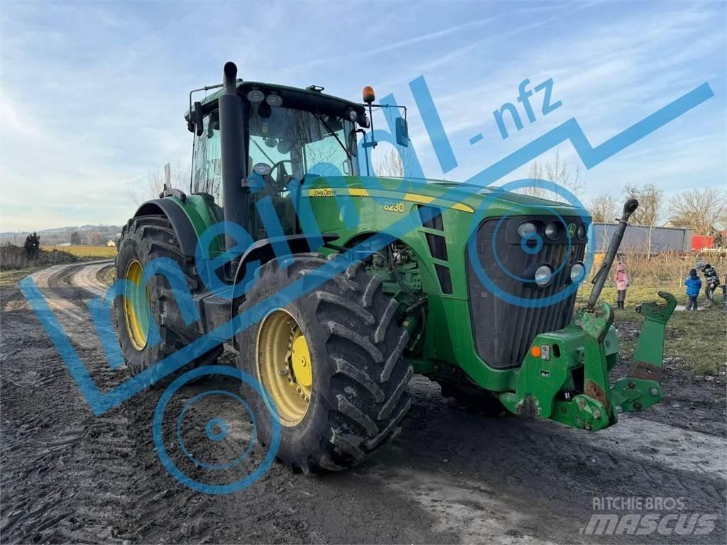 John Deere 8230 Ciągniki rolnicze