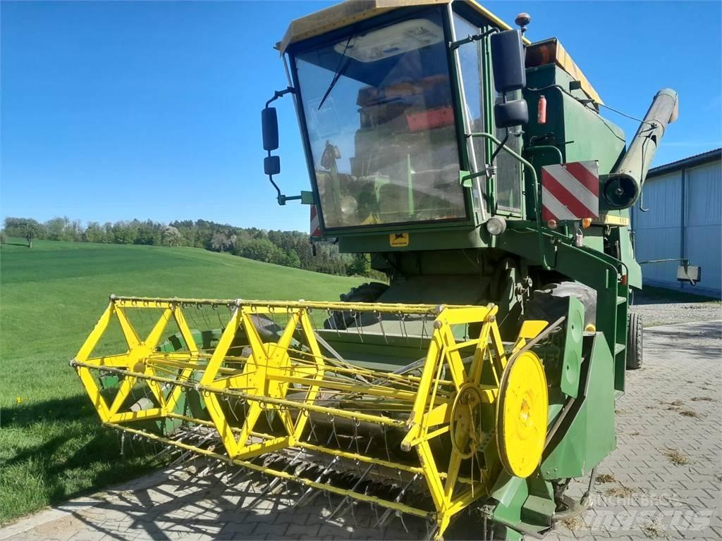 John Deere 950 Kombajny zbożowe