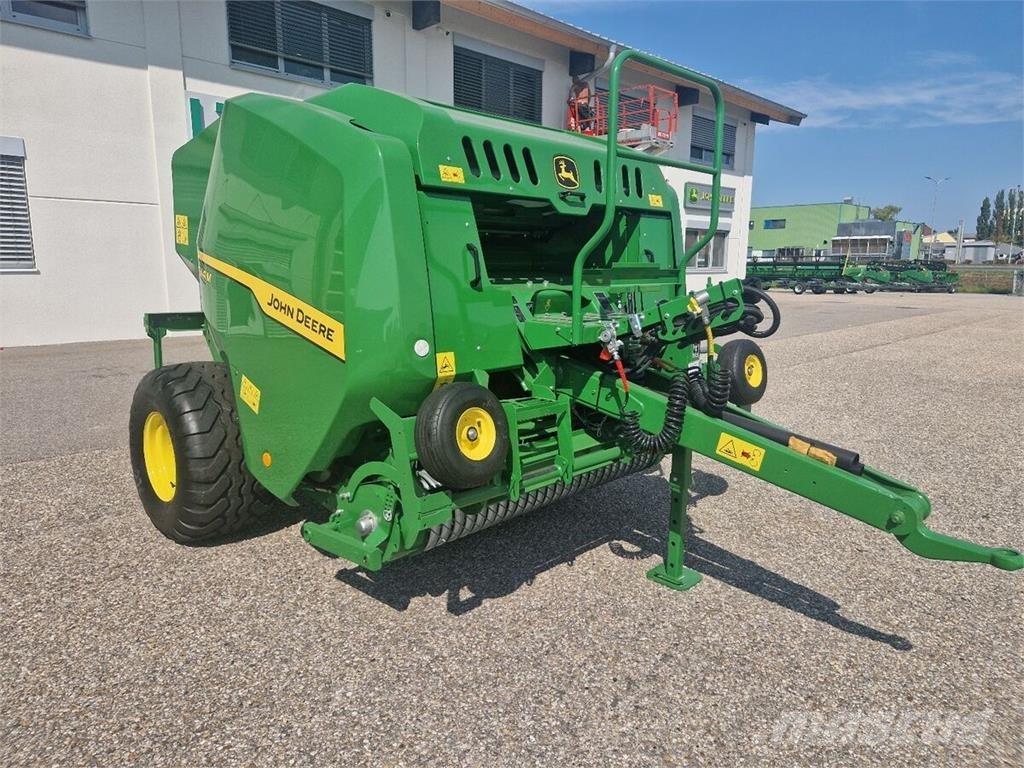 John Deere F441M Prasy zwijające