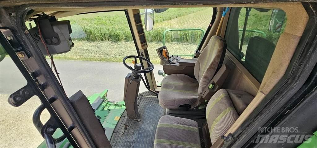 John Deere T550 Kombajny zbożowe