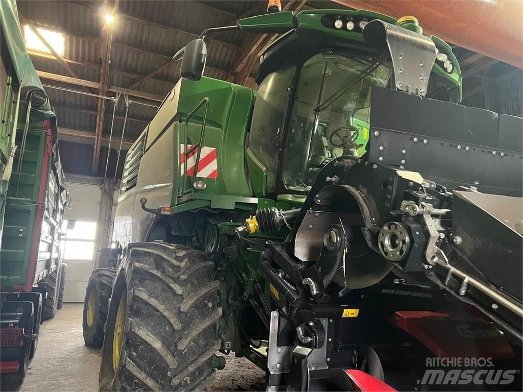 John Deere T670 Kombajny zbożowe