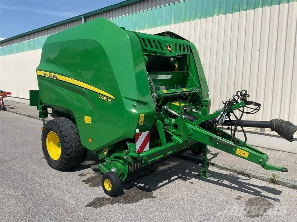 John Deere V451R Prasy zwijające