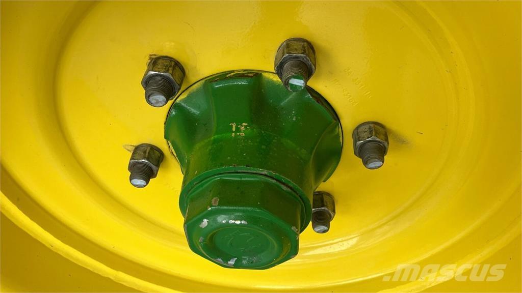 John Deere V461R Prasy zwijające