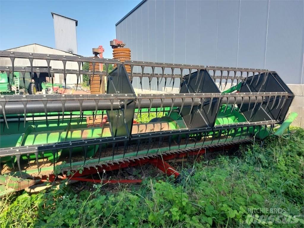 John Deere W440 Kombajny zbożowe