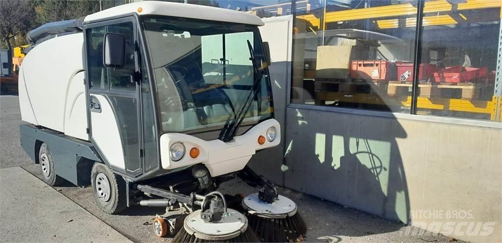 Johnston Compact 40 Komunalne - Inne