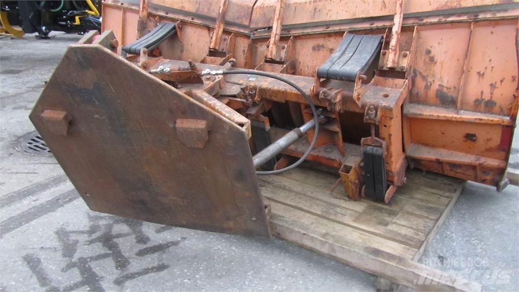 Kahlbacher DS 260 Lemiesze i pługi śnieżne