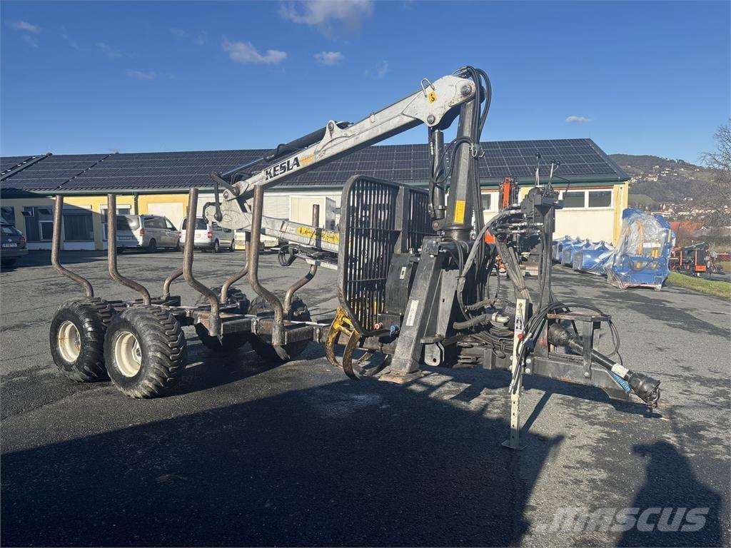 Kesla 9T+204T Przyczepy leśne