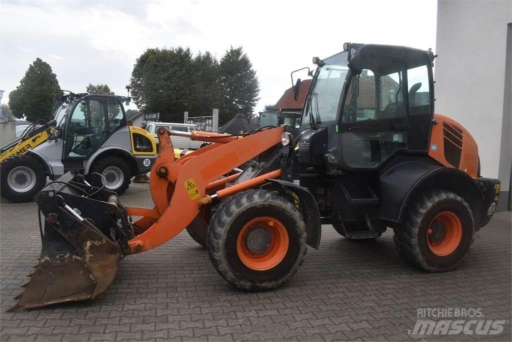 Komatsu WA100M-7 Ładowarki kołowe