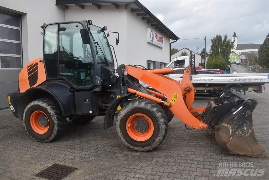 Komatsu WA100M-7 Ładowarki kołowe