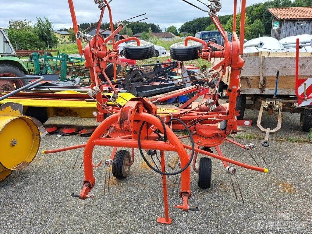 Kuhn GF 4201 HM Zgrabiarki i przetrząsacze