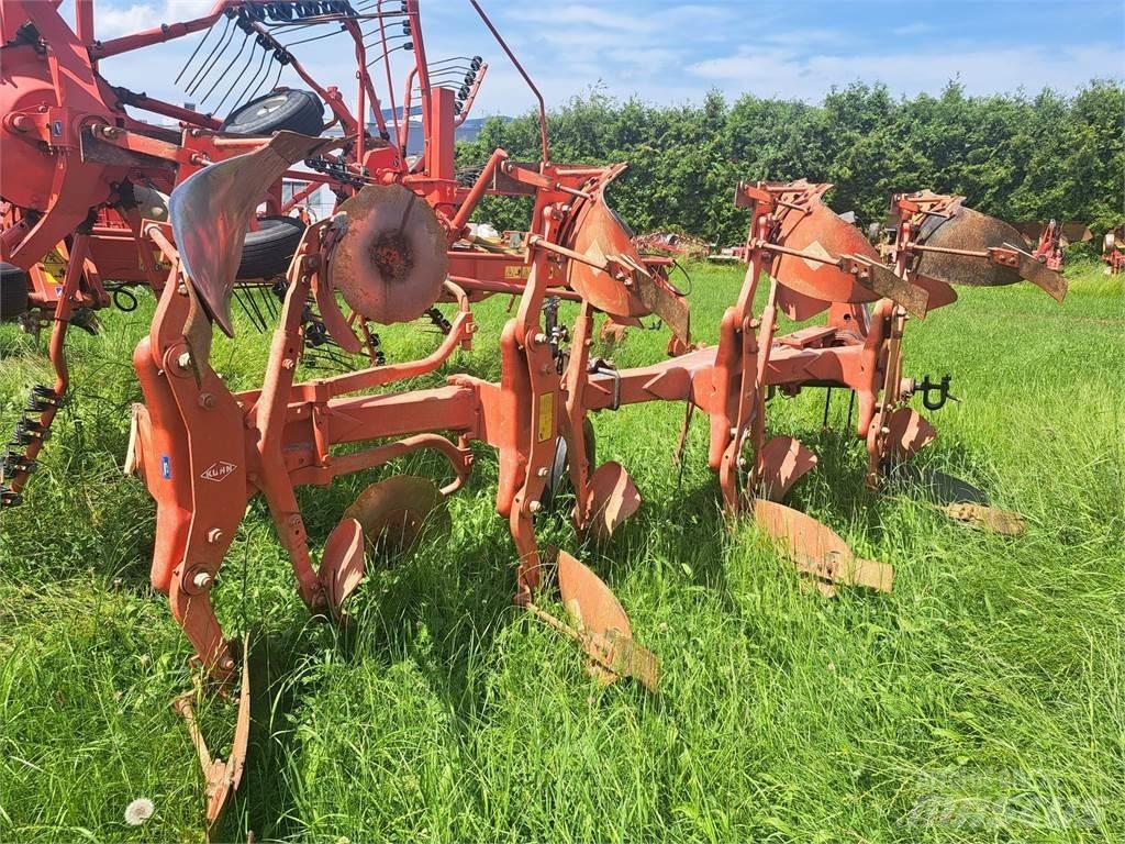 Kuhn Master 120 Pługi