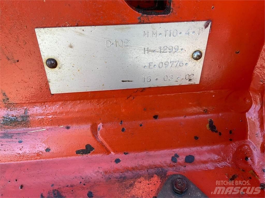Kuhn MM 110 4T Pługi