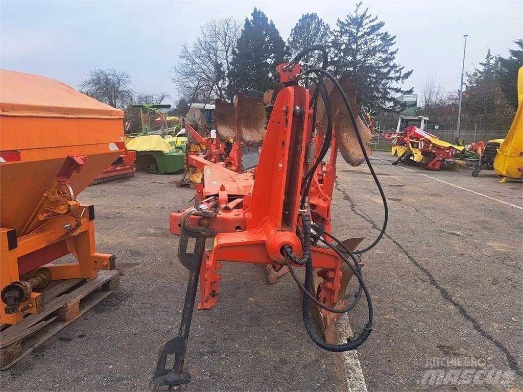 Kuhn Varimaster 123 Pługi