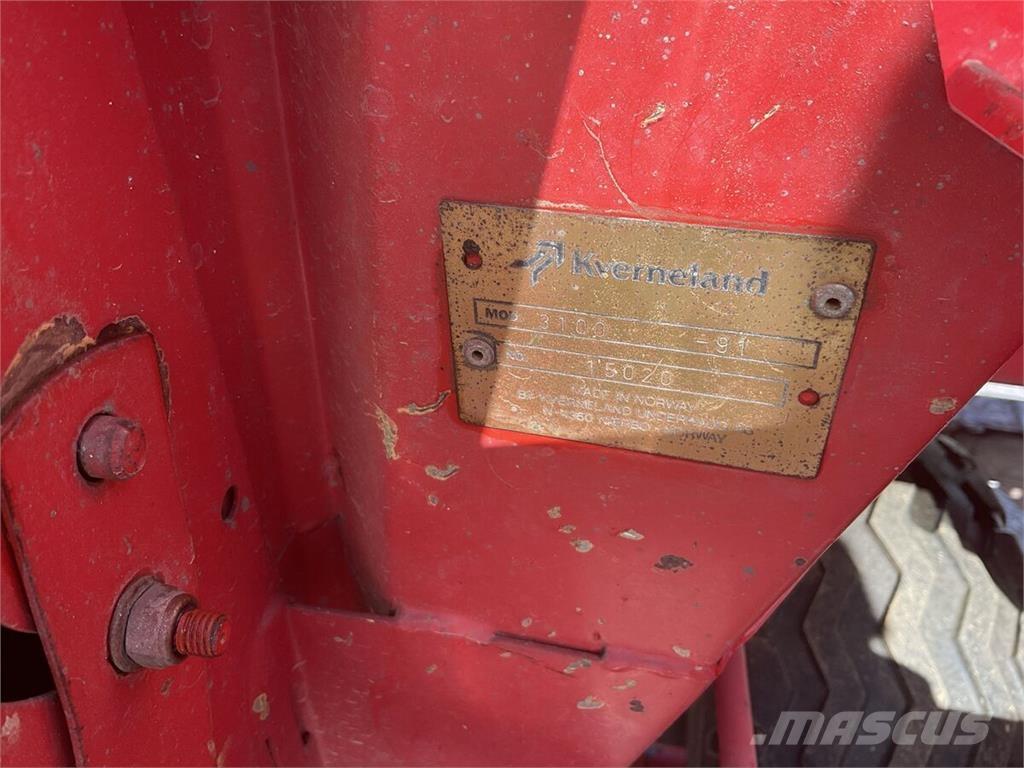 Kverneland UN 3000 Maszyny rolnicze - Inne