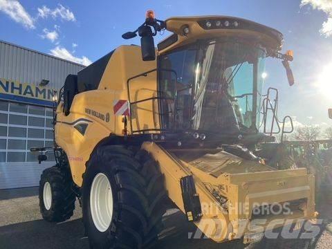 New Holland CX 8.80 Kombajny zbożowe