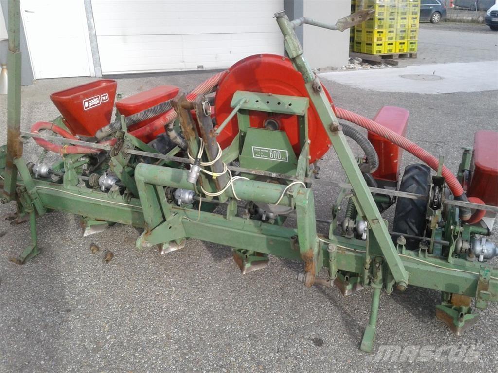 Nodet 6 Reihig Sadzarki