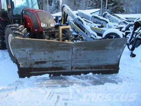  Schilcher 2704 Lemiesze i pługi śnieżne