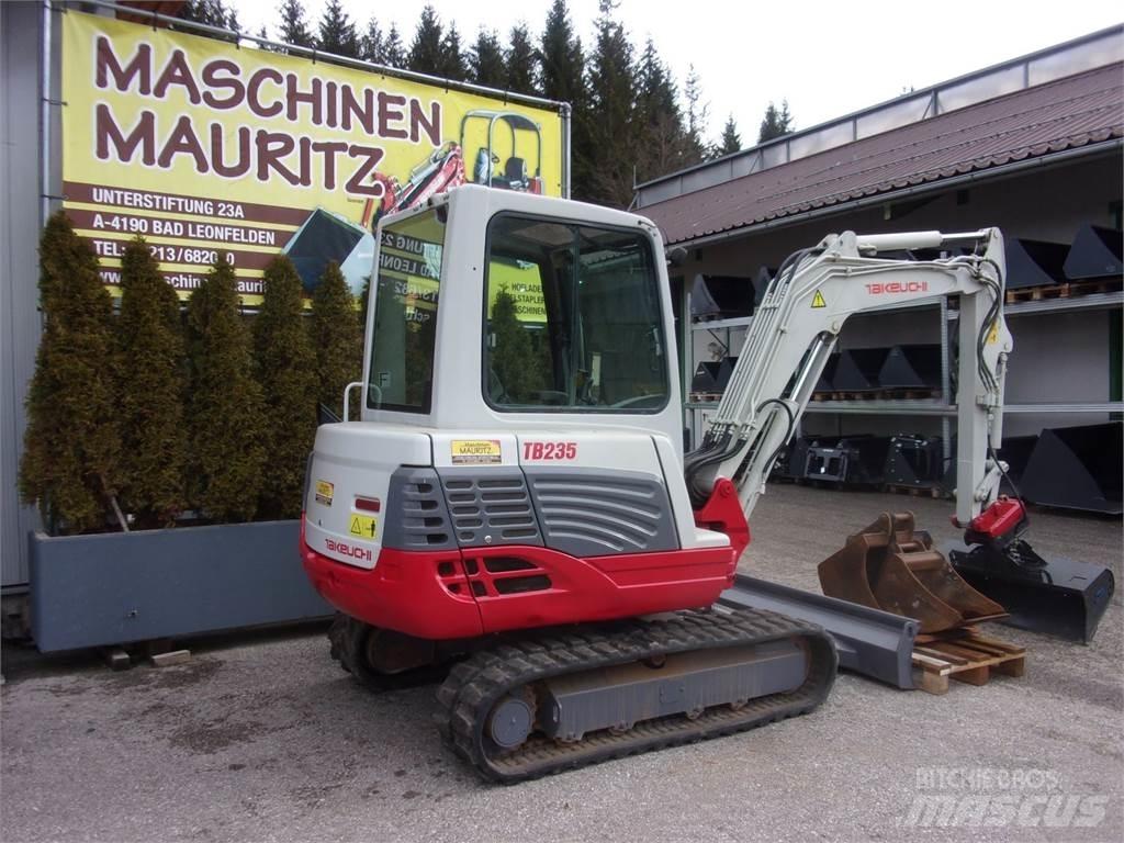Takeuchi TB 235 Minikoparki