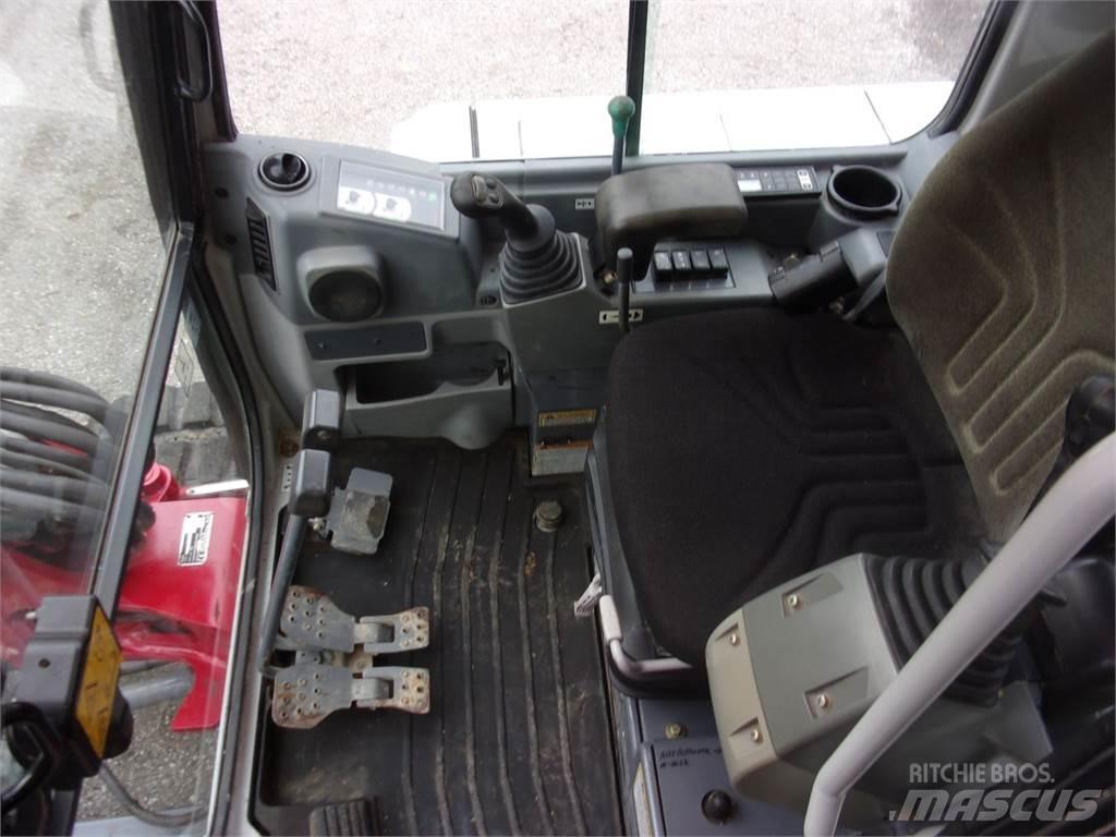 Takeuchi TB 235 Minikoparki