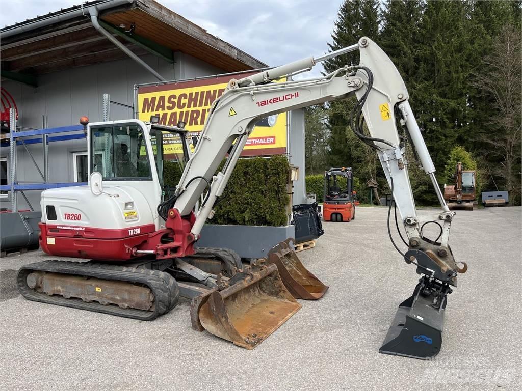 Takeuchi TB 260 Minikoparki