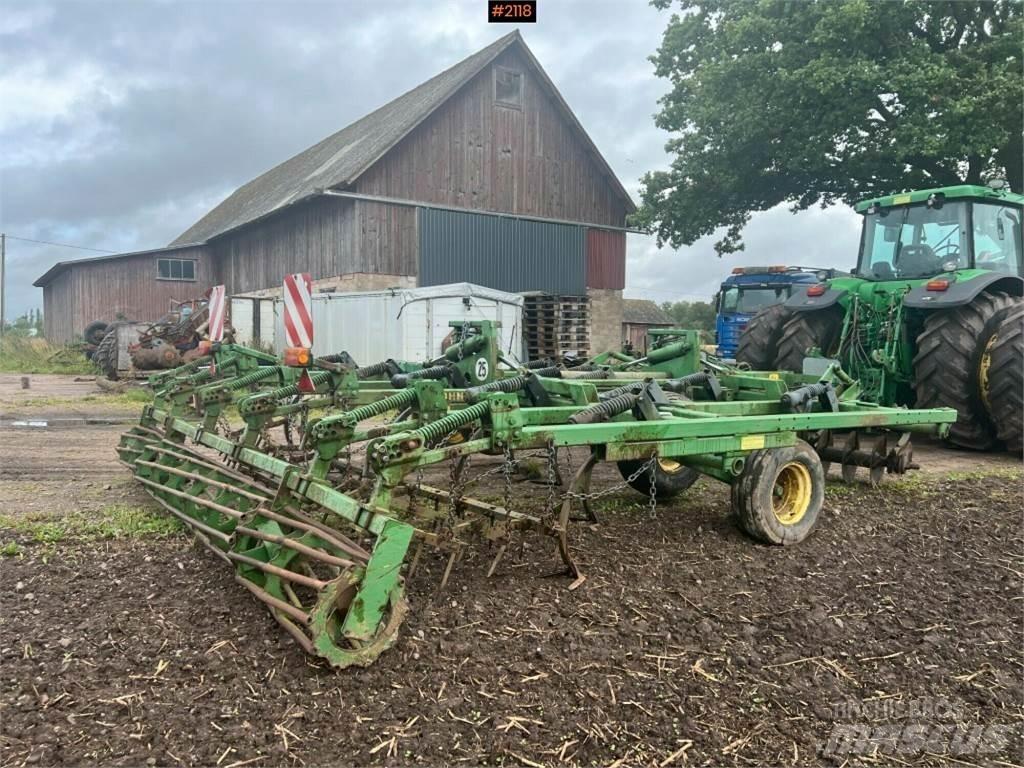 John Deere 410A Inne maszyny i akcesoria uprawowe