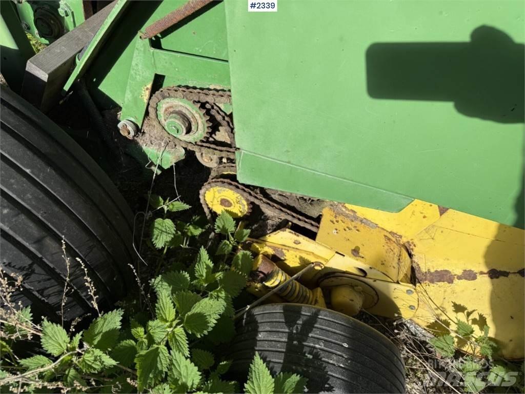 John Deere 550 Prasy zwijające