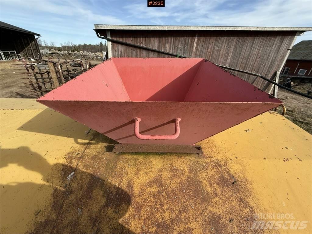 Olby 8B3 Rozrzutnik obornika