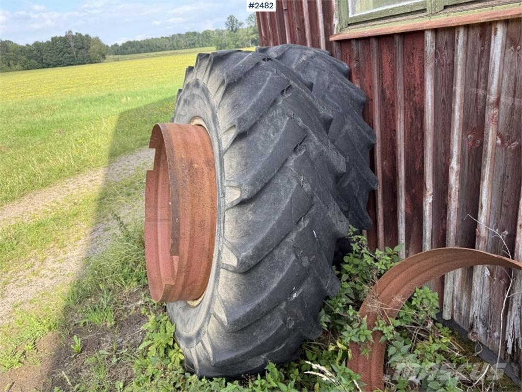  Traktordäck okänt Akcesoria do pojazdów terenowych i skuterów śnieżnych
