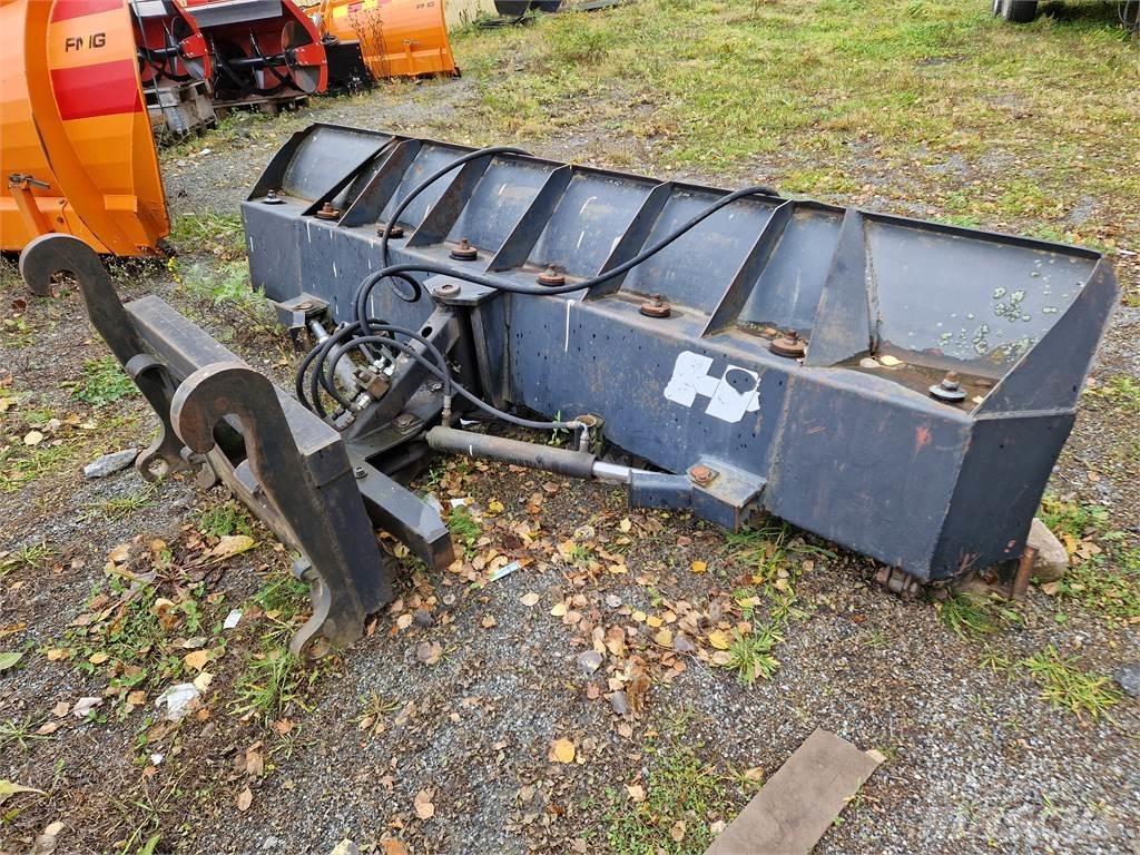 Holms 320 Lemiesze i pługi śnieżne