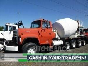 Ford LT9000 Inne