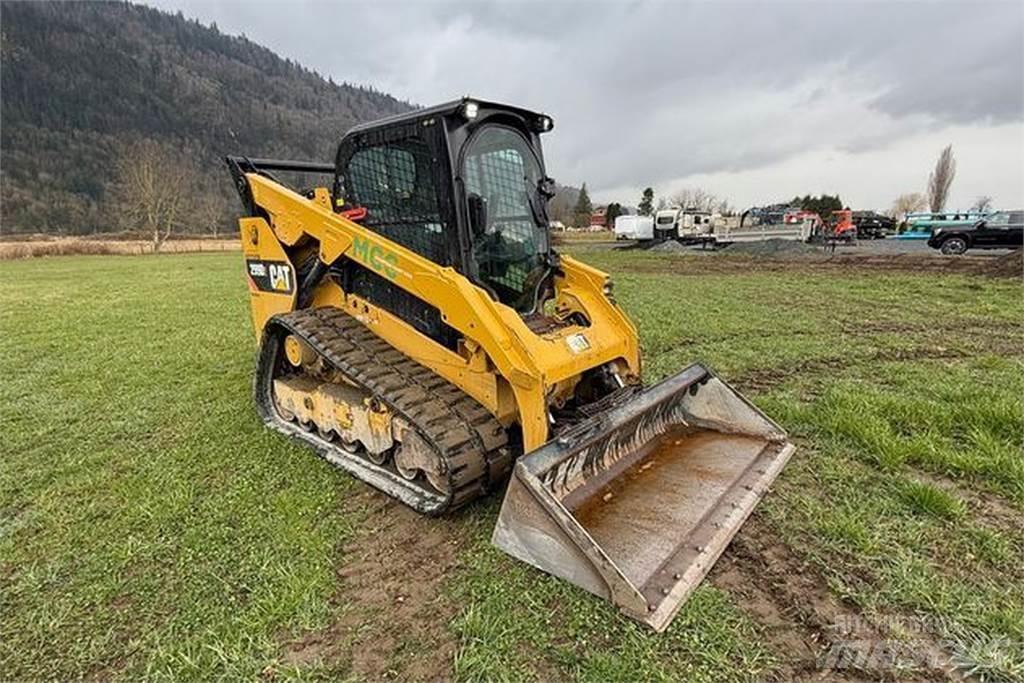 CAT 299D2 Ładowarki burtowe