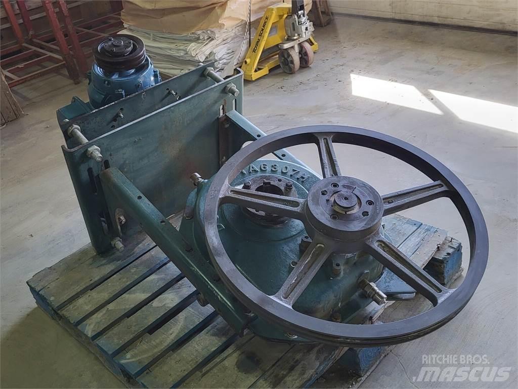 Dodge TA6307H40 Maszyny budowlane - Inne