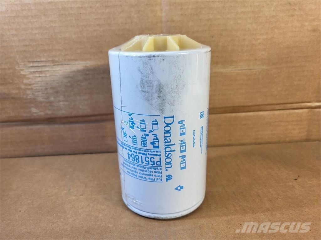 Donaldson P551864 Maszyny budowlane - Inne