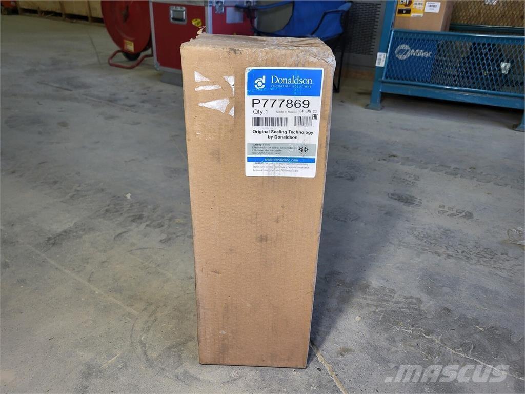 Donaldson P777869 Maszyny budowlane - Inne