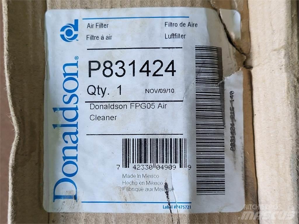Donaldson P831424 Maszyny budowlane - Inne