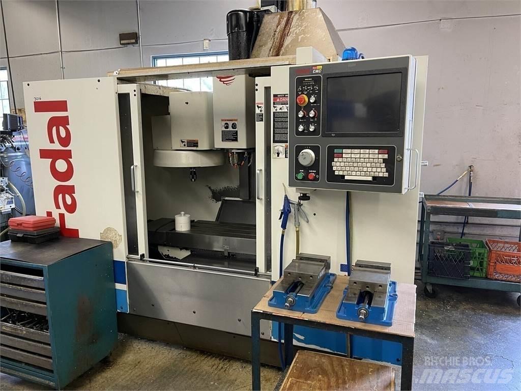  FADAL VMC3016 HT Maszyny budowlane - Inne