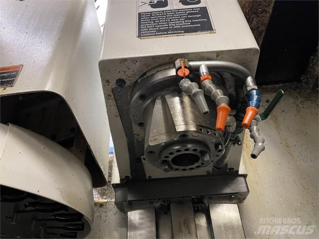  FADAL VMC3016 HT Maszyny budowlane - Inne